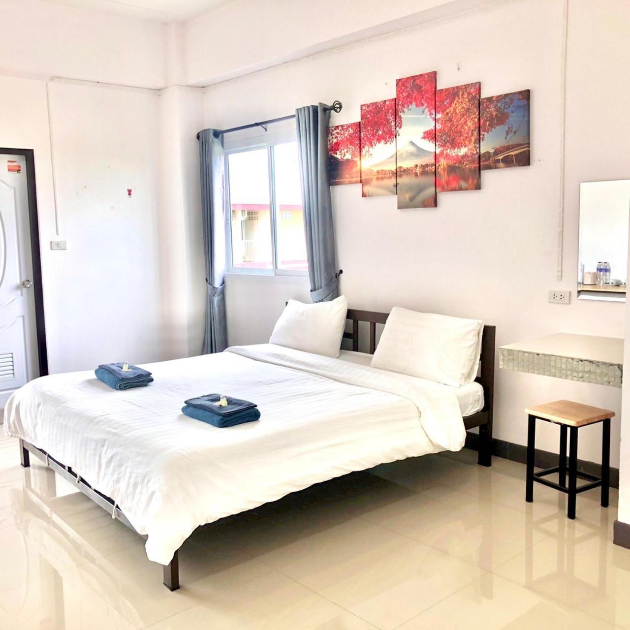 My Home Hotel - Phutthamonthon 4 Road, Near Mahidol University Salaya Ban Krathum Lom Екстер'єр фото